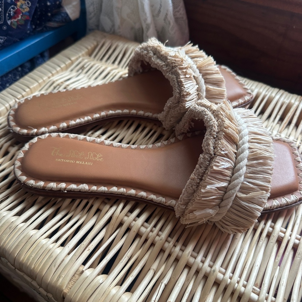 NWOB Antonio Melani - the Nat Note Madruga Braided Raffia Flat Sandals 7.5 - Picture 2 of 7